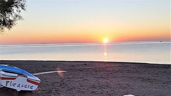 Room in Studio - Pleasure Room 1 By The Sea