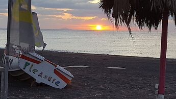 Room-pleasure Room 2 By The Sea