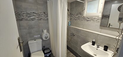 Room-pleasure Room 3 By The Sea