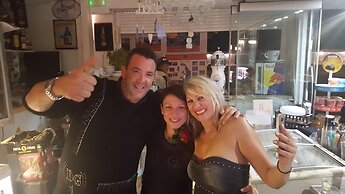 Room-pleasure Room 3 By The Sea