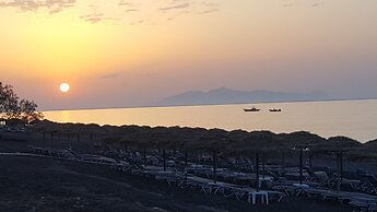 Room-pleasure Room 3 By The Sea