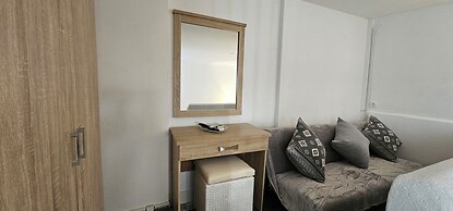 Room-pleasure Room 3 By The Sea