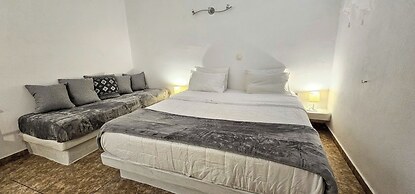 Room in Studio - Pleasure Room 4 By The Sea