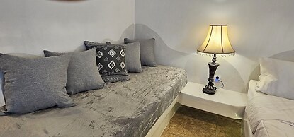 Room in Studio - Pleasure Studios1 Person 3