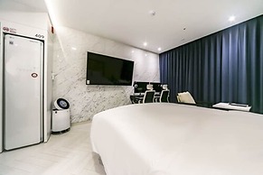 Daegu Dongseongro Hotel Labella