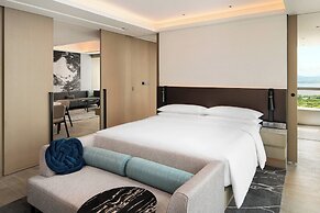 Renaissance Shenzhen Bay Hotel