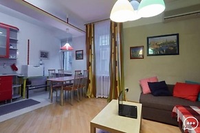 Uytnoe Mesto na Maloy Sadovoy