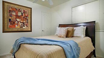 Near Great Shopping & Dining! Pool Table & Games!