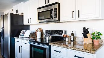 Perfect 4 Bdrm Home With Pool and Game Room!