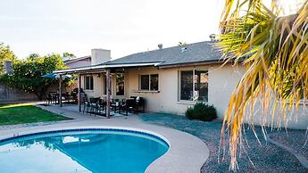 Perfect 4 Bdrm Home With Pool and Game Room!