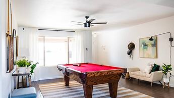 Perfect 4 Bdrm Home With Pool and Game Room!