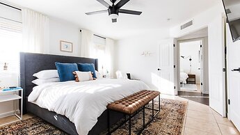 Perfect 4 Bdrm Home With Pool and Game Room!