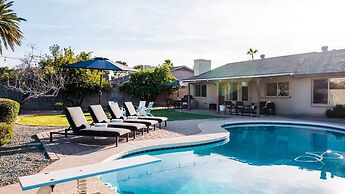 Perfect 4 Bdrm Home With Pool and Game Room!