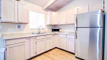 North Phoenix 6 Bedroom With Guest House & Pool!