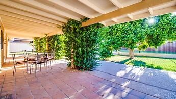 North Phoenix 6 Bedroom With Guest House & Pool!