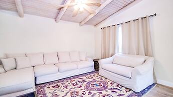 North Phoenix 6 Bedroom With Guest House & Pool!