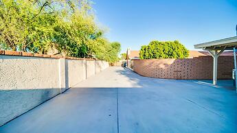 North Phoenix 6 Bedroom With Guest House & Pool!