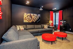 Gorgeous Single Home With Pool at Encore Resort Ec7463