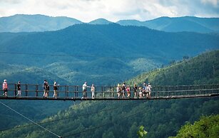 Smoky Mountain Splash