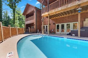 Smoky Mountain Splash