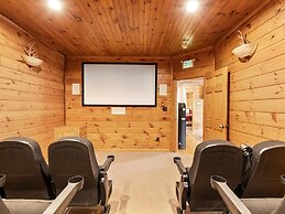 The Great Escape II by Jackson Mountain Rentals