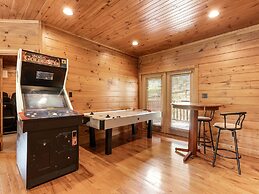 The Great Escape II by Jackson Mountain Rentals