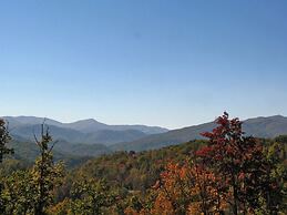 Komfy Kozy by Jackson Mountain Rentals