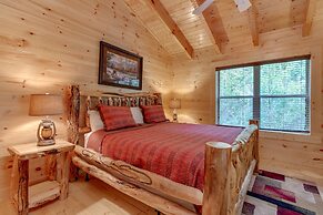 Lover's Hideaway by Jackson Mountain Rentals