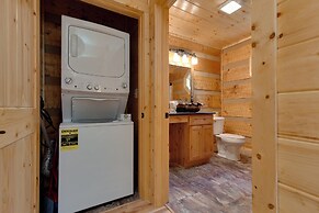 Lover's Hideaway by Jackson Mountain Rentals