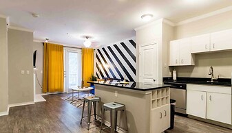 Uptown CityPlace Apartments X RBA Living