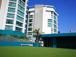 Luxury Lagoon 1Bedroom Apartment