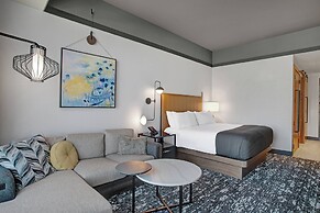 The Farnam, Autograph Collection