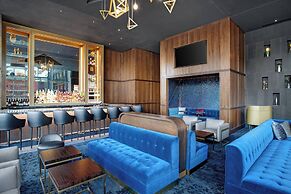 The Farnam, Autograph Collection