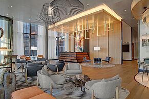 The Farnam, Autograph Collection