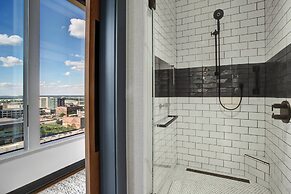 The Farnam, Autograph Collection