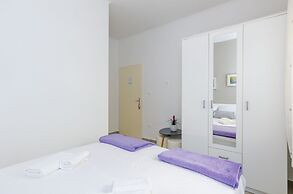 Rooms Batina