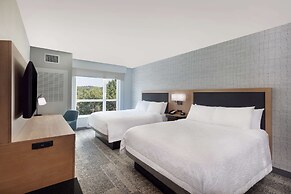 Hampton Inn & Suites Watertown Boston