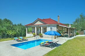 Zante Luxurious Villa-Private Heated Pool & Big Garden