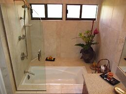 Kapalua Ridge Villa 1214 Gold Ocean View