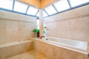 Kapalua Bay Villa 35b3 Gold Ocean Front