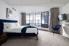 Hausd - Piccadilly Circus