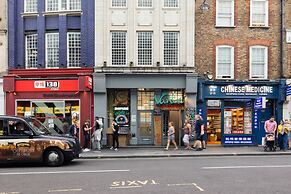 Hausd - Piccadilly Circus