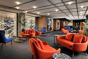 Humaniti Hotel Montreal, Autograph Collection