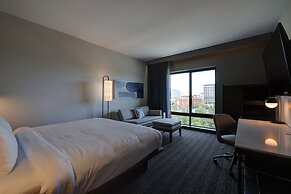 Courtyard by Marriott Iowa City University Heights