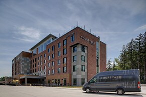 Courtyard by Marriott Iowa City University Heights