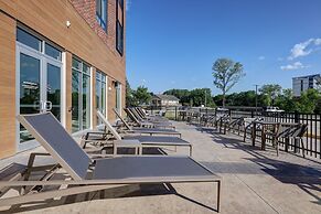 Courtyard by Marriott Iowa City University Heights