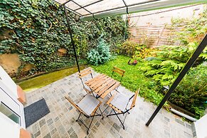 Tischler Apartment & Studio