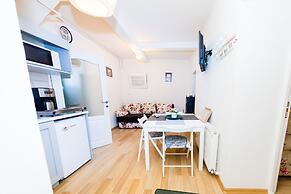 Tischler Apartment & Studio