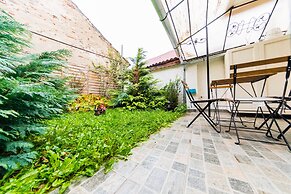 Tischler Apartment & Studio