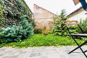 Tischler Apartment & Studio